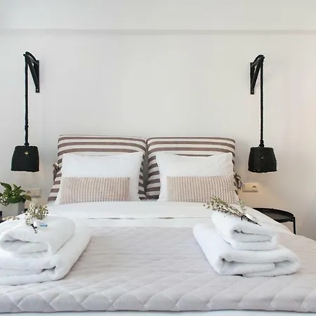 Relaxed Modern Luxury In The Center Of Lively Koukaki * Athens